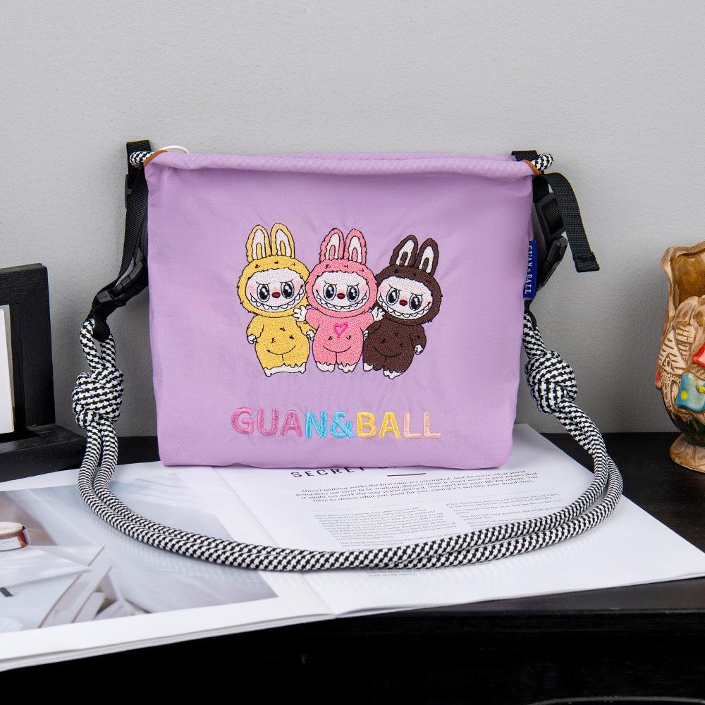 LABUBU high-value embroidery shopping small bag fashionable crossbody shoulder bag KTB
LABUBU high-value embroidery shopping small bag fashionable crossbody shoulder bag KTB