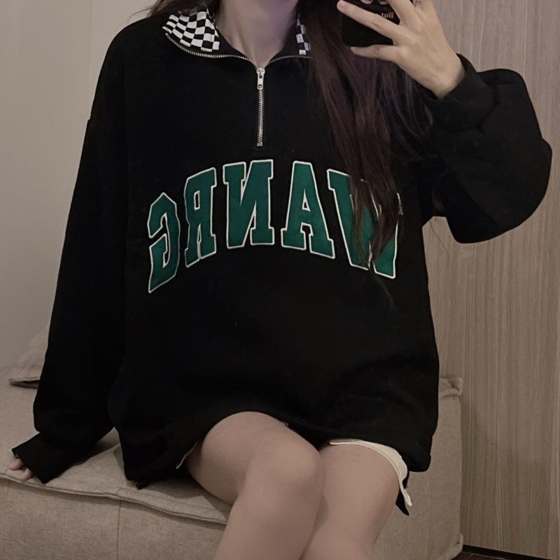 Fall Wear American Retro Lettering Embroidered Half Zipper Black And White Checked Lapel Hoodie For Women Loose Bf Style Top M чёрный
Fall Wear American Retro Lettering Embroidered Half Zipper Black And White Checked Lapel Hoodie For Women Loose Bf Style Top M чёрный