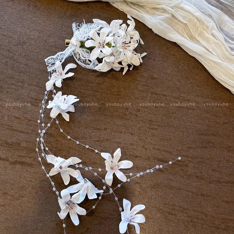 Floral Tassel Hair Clip – Luxury Minimalist Unisex Side Clutch, Statement Accessory for Women with Exaggerated Floral Design
Floral Tassel Hair Clip – Luxury Minimalist Unisex Side Clutch, Statement Accessory for Women with Exaggerated Floral Design