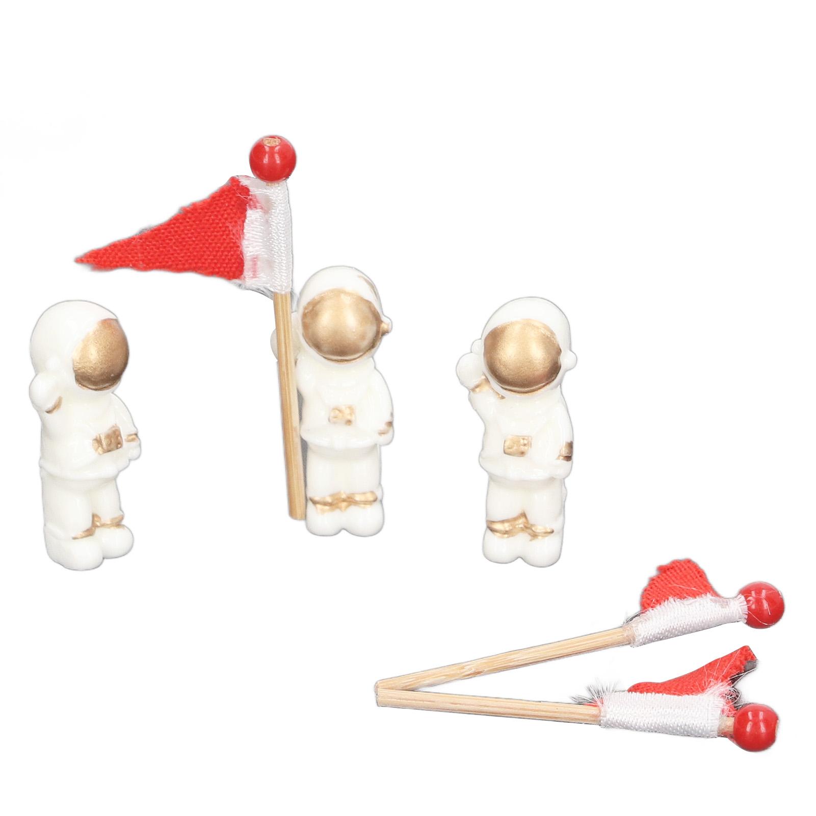 3 Sets Astronaut Toy Miniature Scene Model DIY Resin Simulation Mini Red Flag Cosmic Astronaut
3 Sets Astronaut Toy Miniature Scene Model DIY Resin Simulation Mini Red Flag Cosmic Astronaut