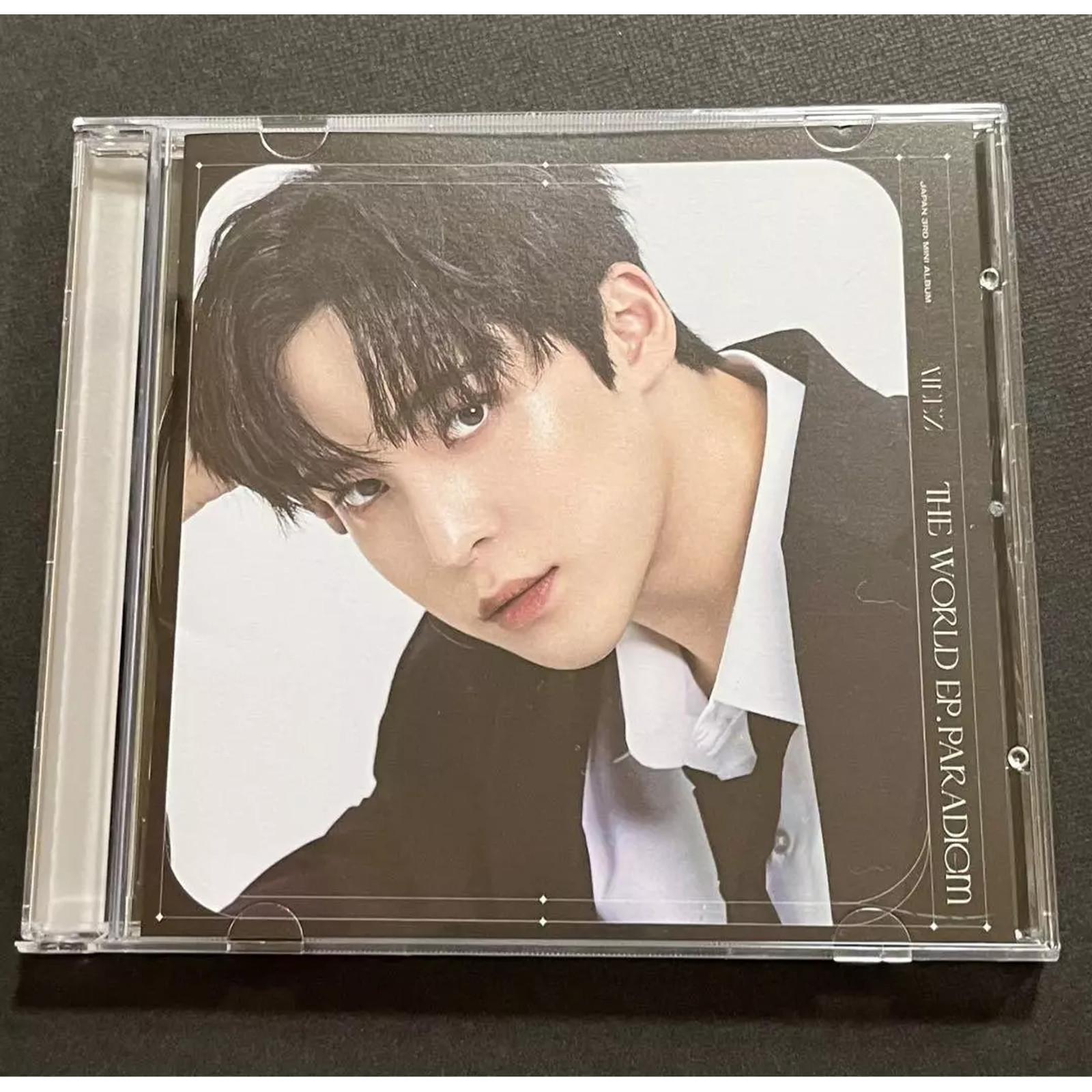 ATEEZ THE WORLD EP . PARADIGM SOLO вер. CD + НАБІР ФОТОКАРТОК ОФІЦІЙНИЙ YH CD Only
ATEEZ THE WORLD EP . PARADIGM SOLO вер. CD + НАБІР ФОТОКАРТОК ОФІЦІЙНИЙ YH CD Only
