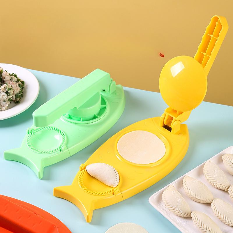 3-в-1 Многофункциональная пельменница Бытовая кухонная форма для обертки для пельменей
3-в-1 Многофункциональная пельменница Бытовая кухонная форма для обертки для пельменей