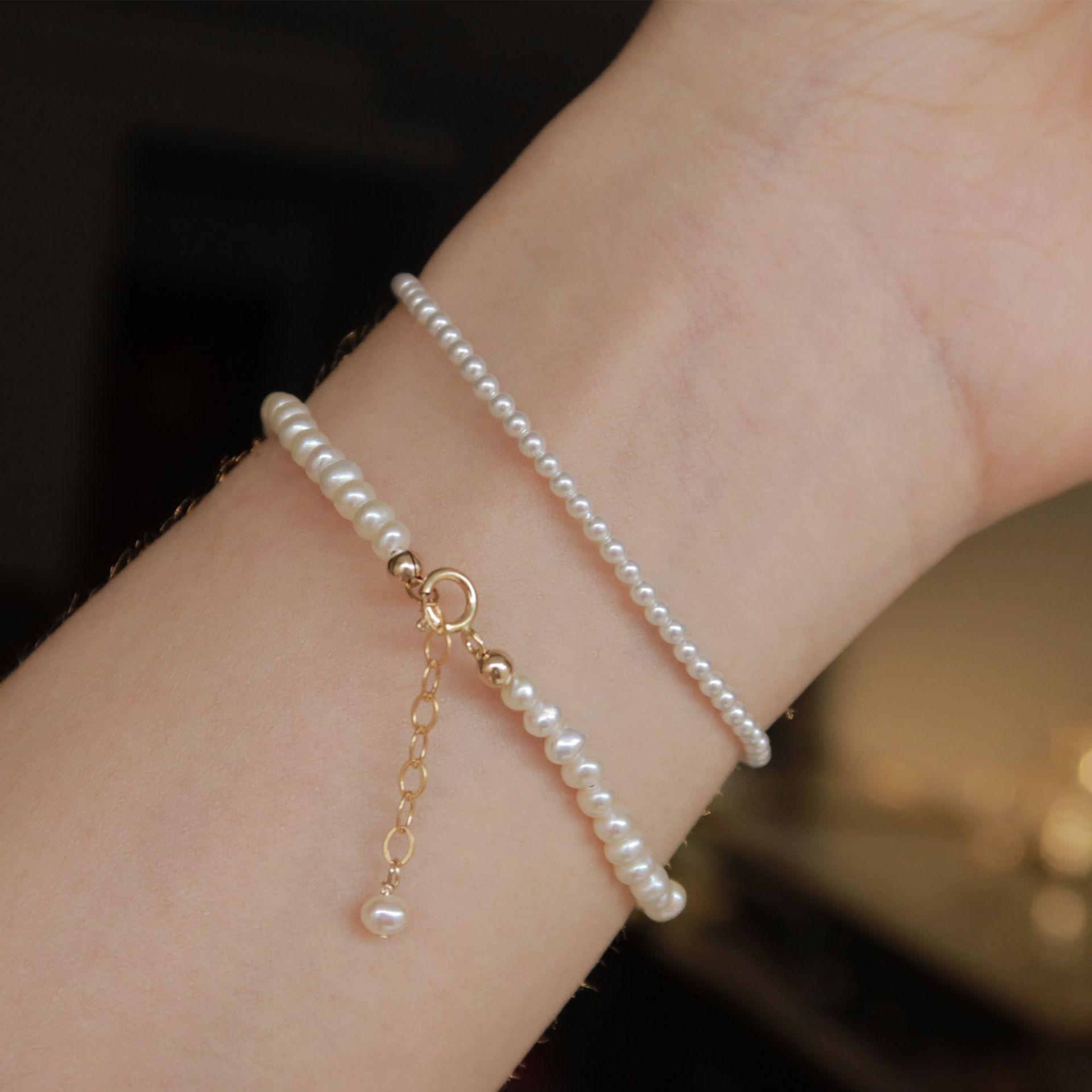 Редкий мини-жемчужный браслет с круглым мини-жемчугом диаметром 2 мм и конвертом из 14-каратного золота
Редкий мини-жемчужный браслет с круглым мини-жемчугом диаметром 2 мм и конвертом из 14-каратного золота