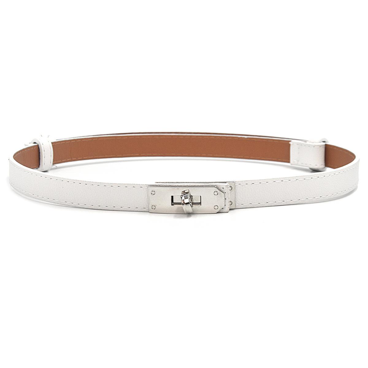 Тонкий ремінь Жіноче пальто в стилі ретро, светр, костюм, універсальний пояс, простий пояс із золотою пряжкою
Тонкий ремінь Жіноче пальто в стилі ретро, светр, костюм, універсальний пояс, простий пояс із золотою пряжкою