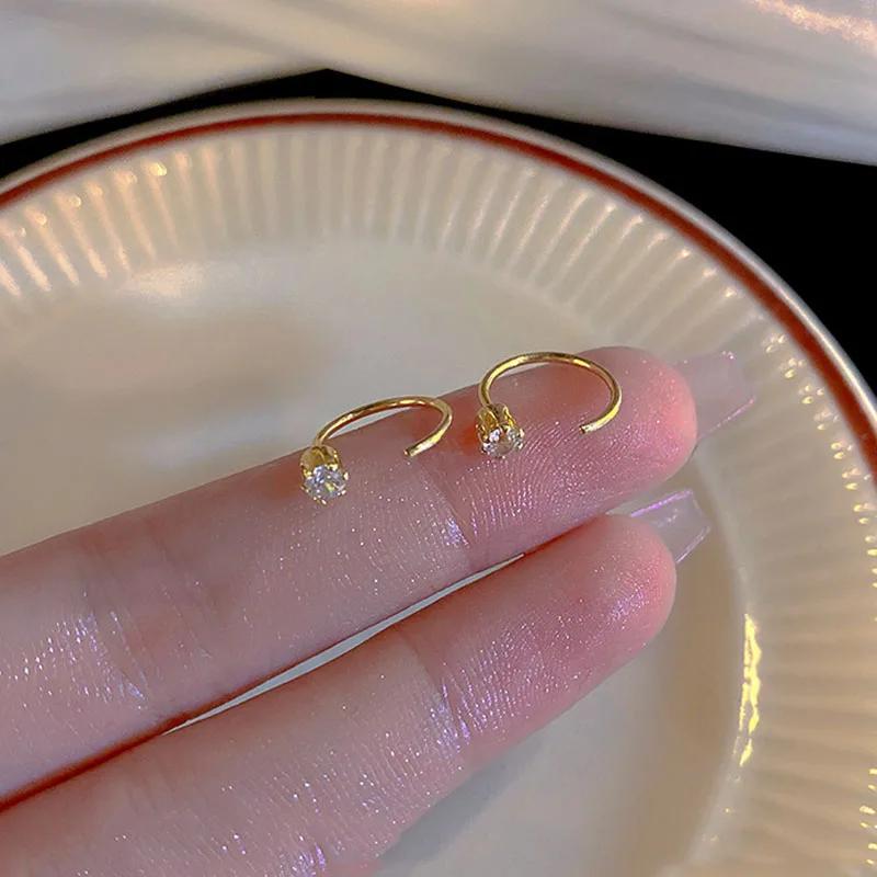 Simple Silver Color Rectangle Zircon Hoop Earrings Mini Circle Green Stone Second Hole Cartilage Earring Button Jewelry
Simple Silver Color Rectangle Zircon Hoop Earrings Mini Circle Green Stone Second Hole Cartilage Earring Button Jewelry
