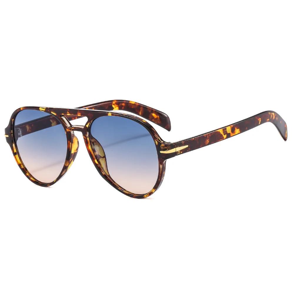 New Fashion Square Sunglasses Women Men Retro Rivets Pilot Designer Sun Glasses UV400 Trendy Shades Eyewear 1PC
New Fashion Square Sunglasses Women Men Retro Rivets Pilot Designer Sun Glasses UV400 Trendy Shades Eyewear 1PC