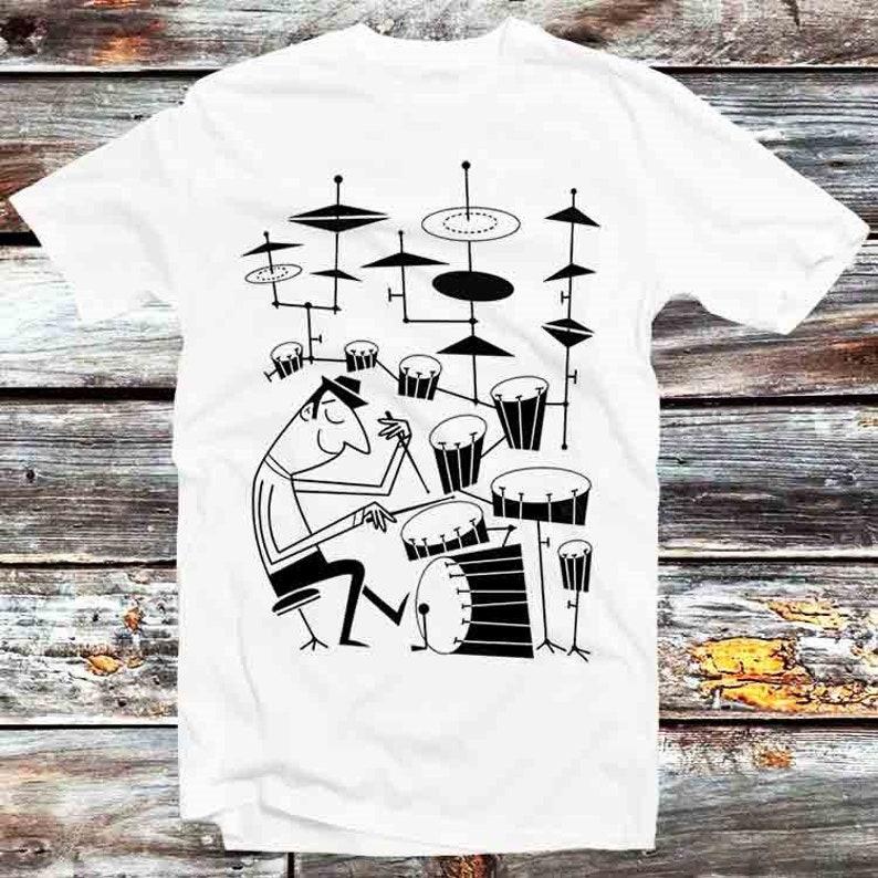 230 г/м² 100% хлопок Play That Beat Drummer Drums классическая джаз-рок футболка винтажная ретро крутой подарок мужская женская унисекс мультяшный аниме топ футболка B1081 XXS белый
230 г/м² 100% хлопок Play That Beat Drummer Drums классическая джаз-рок футболка винтажная ретро крутой подарок мужская женская унисекс мультяшный аниме топ футболка B1081 XXS белый