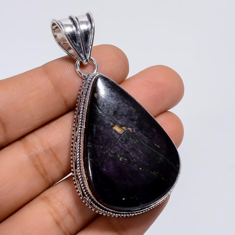 Outstanding Top Grade Qualite 100% Natural Purpurite Pear Shape Vintage Style Handmade Jewelry 925 Steling Silver Pendant 2.3 WSJ-4913 2.3
Outstanding Top Grade Qualite 100% Natural Purpurite Pear Shape Vintage Style Handmade Jewelry 925 Steling Silver Pendant 2.3 WSJ-4913 2.3