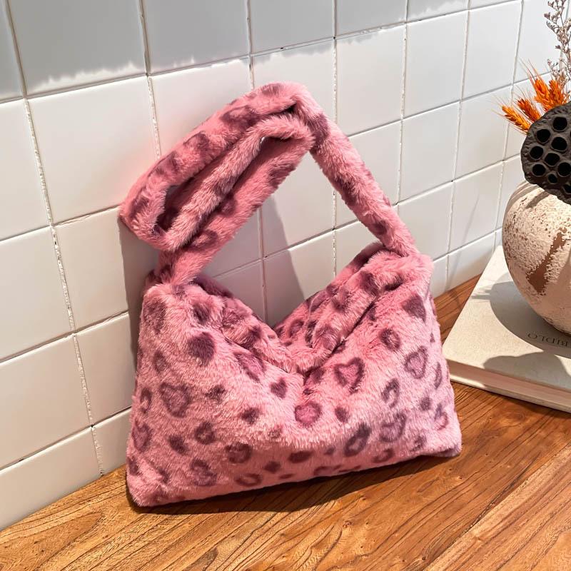 New Leopard Print Furry Shoulder Bag Large Capacity Women Tote Handle Bag Fashi Comfortable and Versatile Texture Storage Bags рожевий
New Leopard Print Furry Shoulder Bag Large Capacity Women Tote Handle Bag Fashi Comfortable and Versatile Texture Storage Bags рожевий