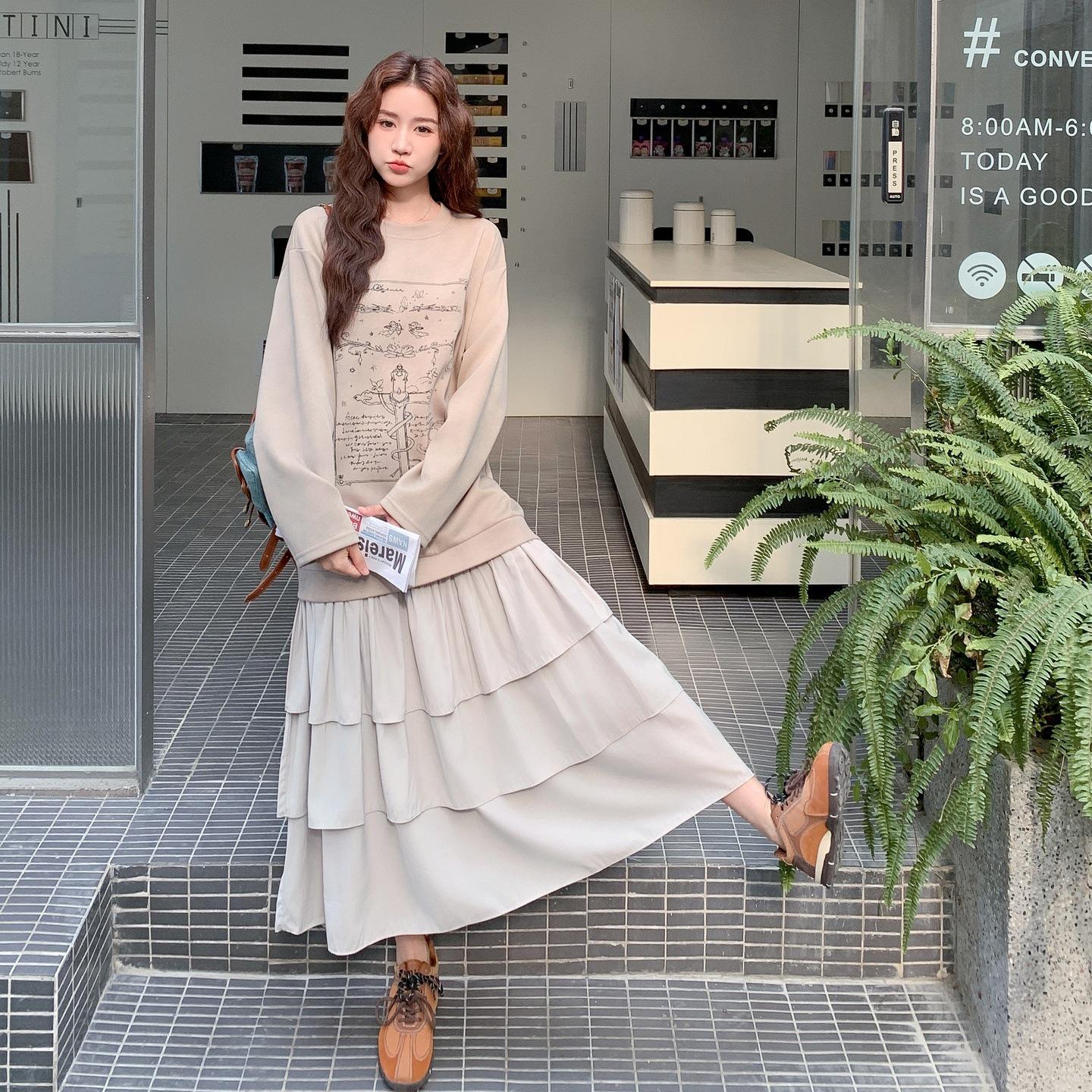 Korean Style Loose Fit Hoodie Dress with Personality Print and Lace Patchwork for Women - Early Autumn 2025 Casual Style Extra Large
Korean Style Loose Fit Hoodie Dress with Personality Print and Lace Patchwork for Women - Early Autumn 2025 Casual Style Extra Large