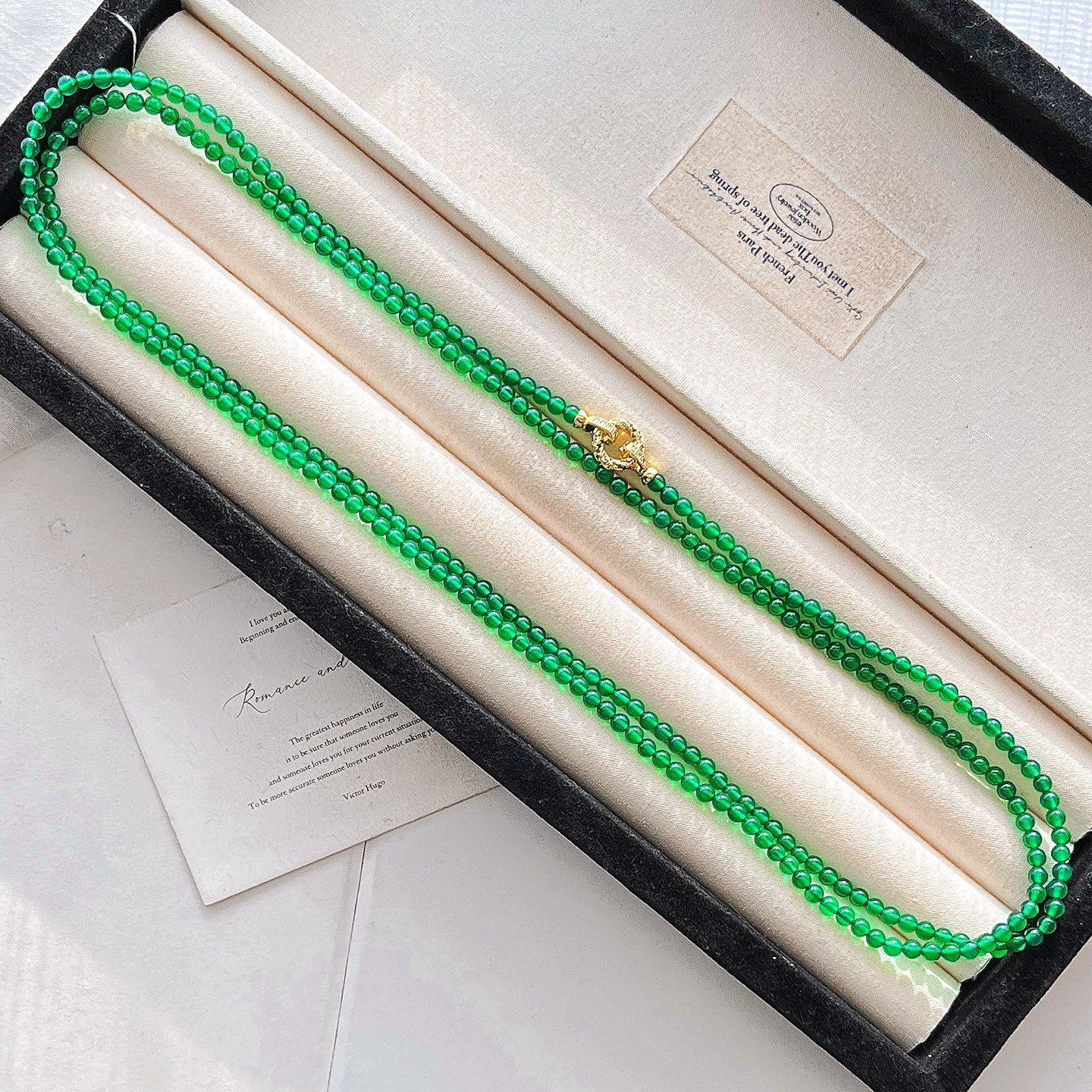 Vintage High Quality 7A Imperial Green Natural Chalcedony Multi-Layer Design Sweater Chain Necklace Collarbone Chain Female
Vintage High Quality 7A Imperial Green Natural Chalcedony Multi-Layer Design Sweater Chain Necklace Collarbone Chain Female