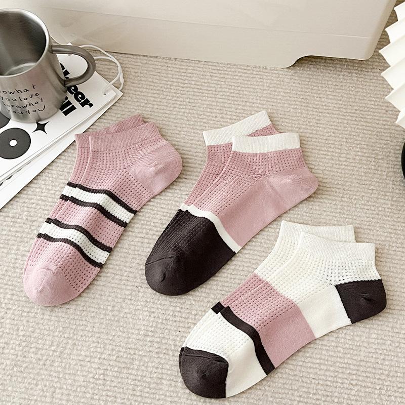 Ladies Spring and Summer Pink Fashion All Kinds of Deodorant Comfortable Leisure Non Slip Do Not Fall with Mesh Socks 1 pair рожевий/білий
Ladies Spring and Summer Pink Fashion All Kinds of Deodorant Comfortable Leisure Non Slip Do Not Fall with Mesh Socks 1 pair рожевий/білий