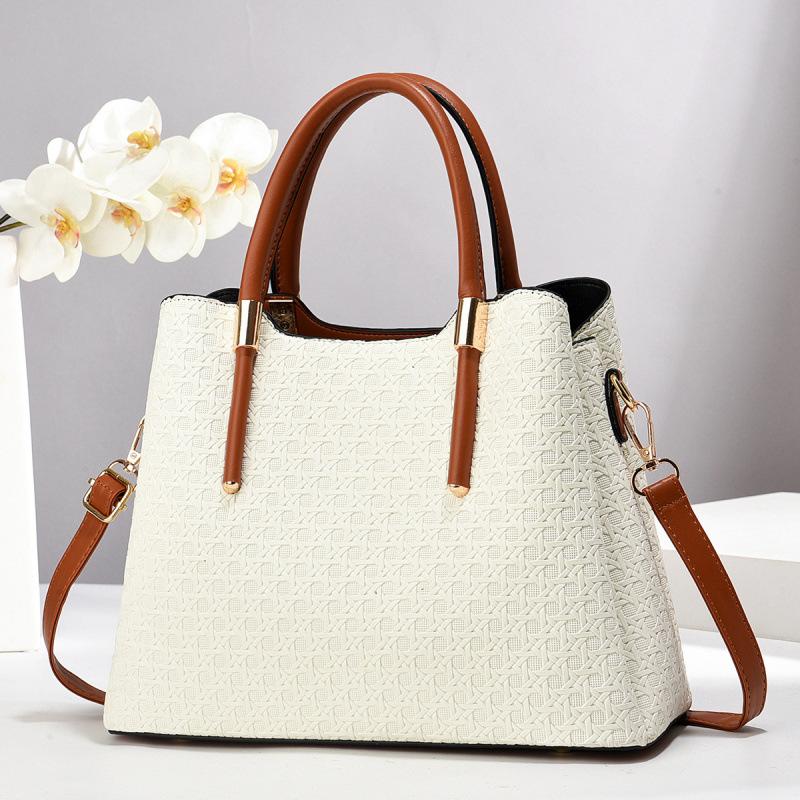 Handbag ba versatile messenger Korean version diagonal straddle bag personalized fashion trendy shoulder bag simple women s bag bags 30*14*26
Handbag ba versatile messenger Korean version diagonal straddle bag personalized fashion trendy shoulder bag simple women s bag bags 30*14*26