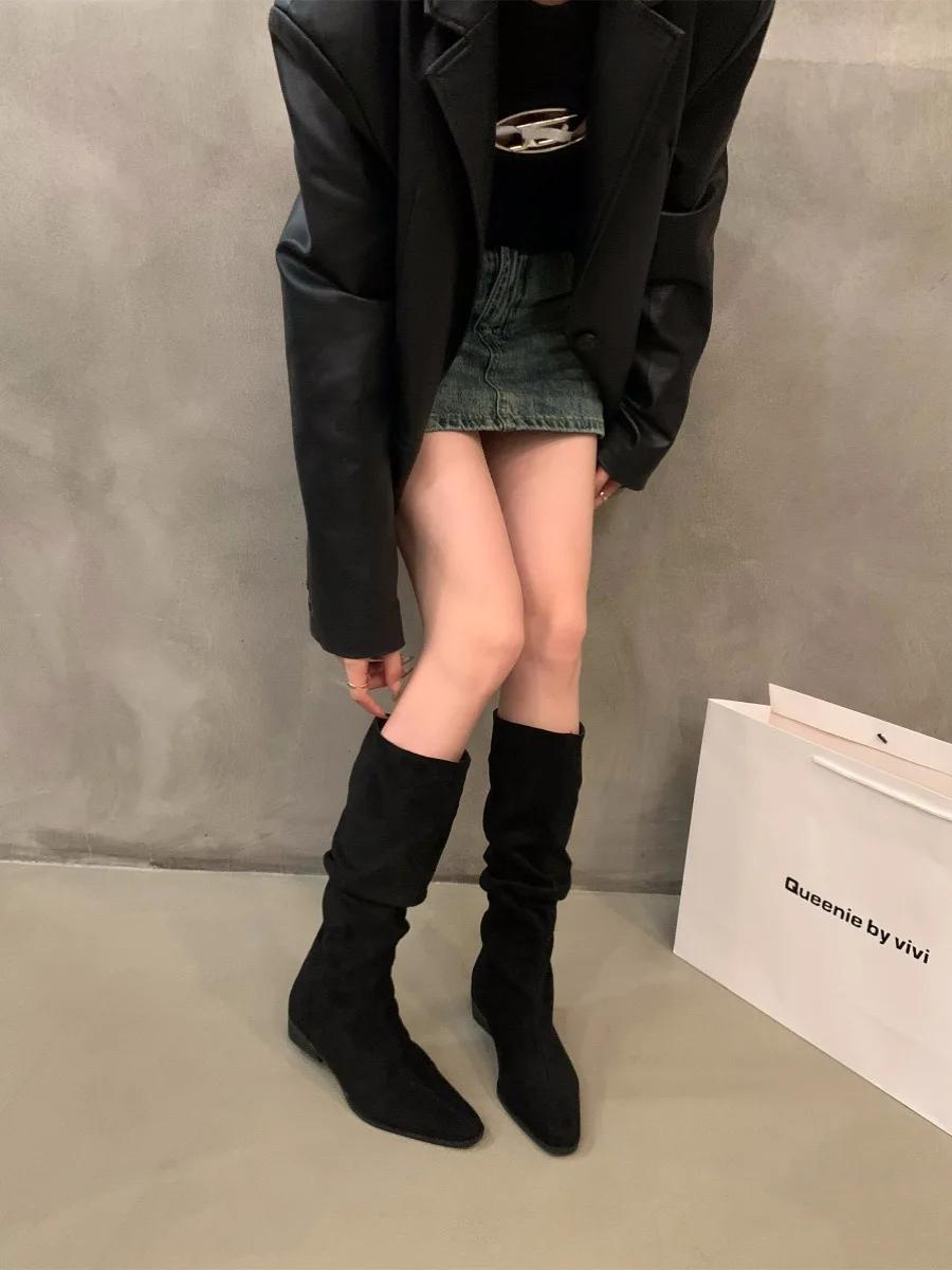 Женские джинсовые сапоги до середины голени, новые ретро-сапоги с острым носком и толстым каблуком, ковбойские сапоги в стиле вестерн для женщин, обувь, женские сапоги для верховой езды 35 чёрный
Женские джинсовые сапоги до середины голени, новые ретро-сапоги с острым носком и толстым каблуком, ковбойские сапоги в стиле вестерн для женщин, обувь, женские сапоги для верховой езды 35 чёрный