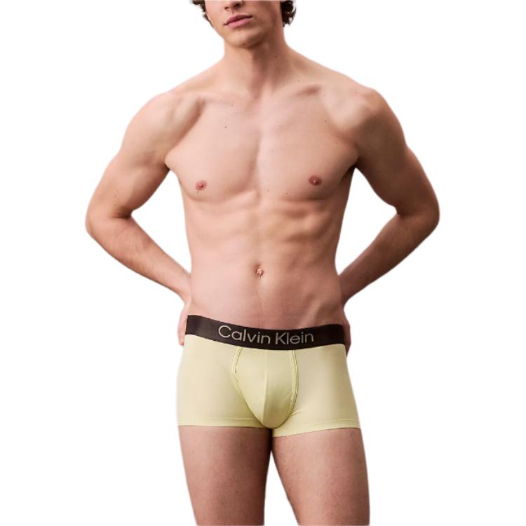 Calvin Klein Color Block Breathable Moisture Wicking Underwear Men Underwear LV00NB4127-SYC L
Calvin Klein Color Block Breathable Moisture Wicking Underwear Men Underwear LV00NB4127-SYC L