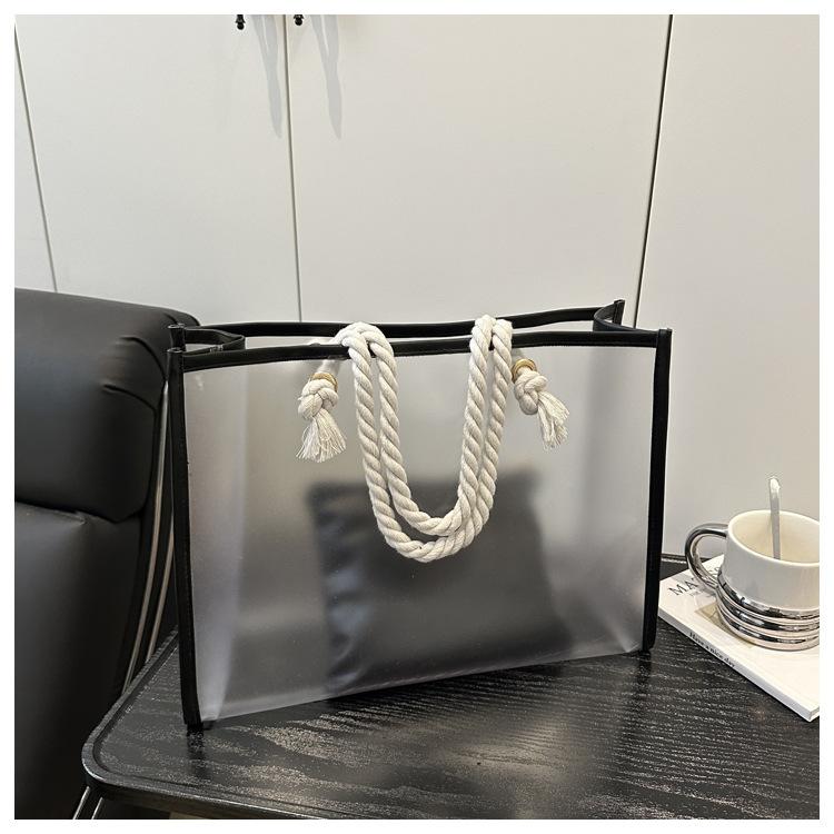 ПВХ мать и ребенок прозрачная простая летняя новая модная большая вместимость тоут подмышечная на плечо сумка
ПВХ мать и ребенок прозрачная простая летняя новая модная большая вместимость тоут подмышечная на плечо сумка