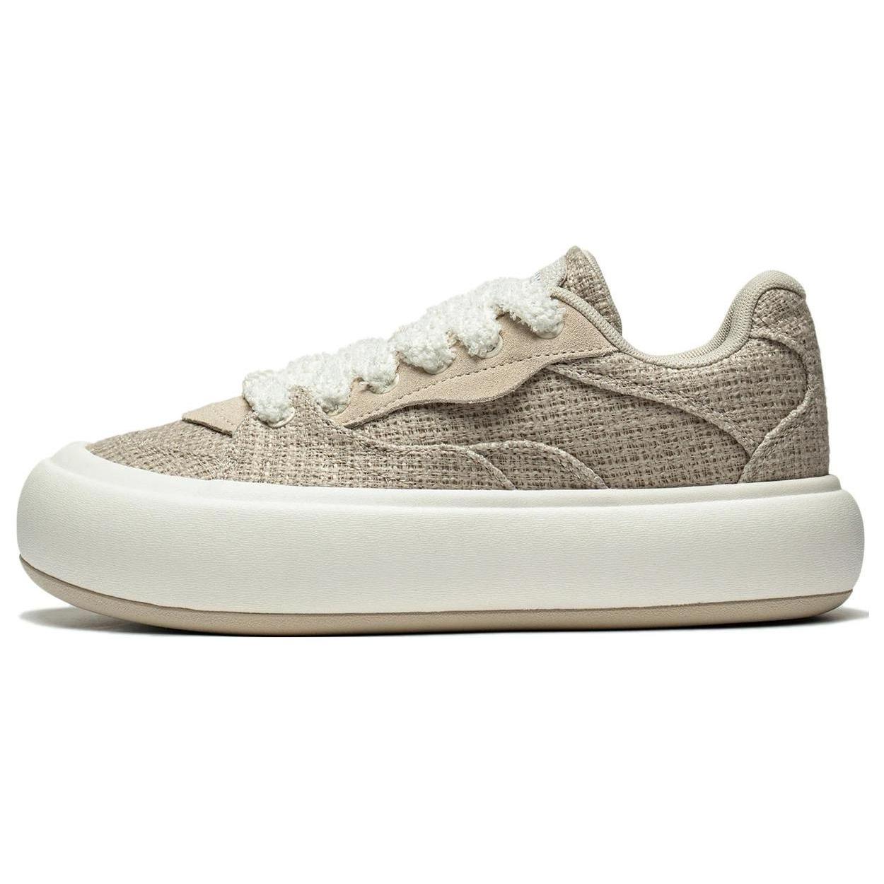 Li Ning Cream Puff Platform Slip Resistant Abrasion Resistant Low top Casual Shoes Women s Brown AZGT092-2 35
Li Ning Cream Puff Platform Slip Resistant Abrasion Resistant Low top Casual Shoes Women s Brown AZGT092-2 35