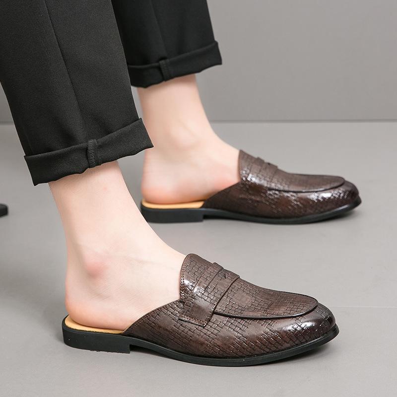 Large size summer new men s low-top casual fashion trend breathable bag head half-drag leather shoes 38
Large size summer new men s low-top casual fashion trend breathable bag head half-drag leather shoes 38