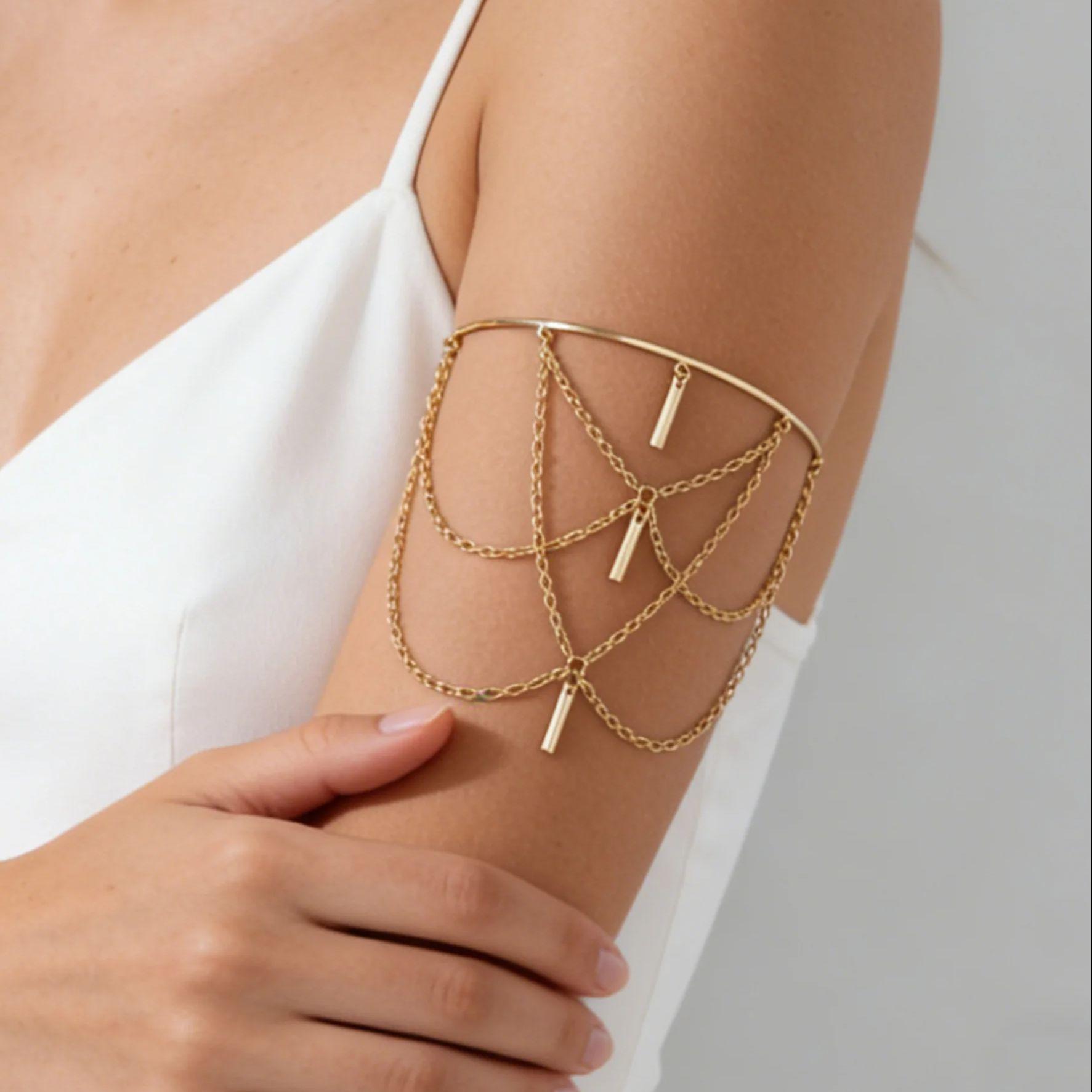 Gold Plated Open Upper Arm Bracelet for Women Multilayer Rectangle Charm Tassel Armband Cuff Bangle Boho Jewelry Party Summer
Gold Plated Open Upper Arm Bracelet for Women Multilayer Rectangle Charm Tassel Armband Cuff Bangle Boho Jewelry Party Summer