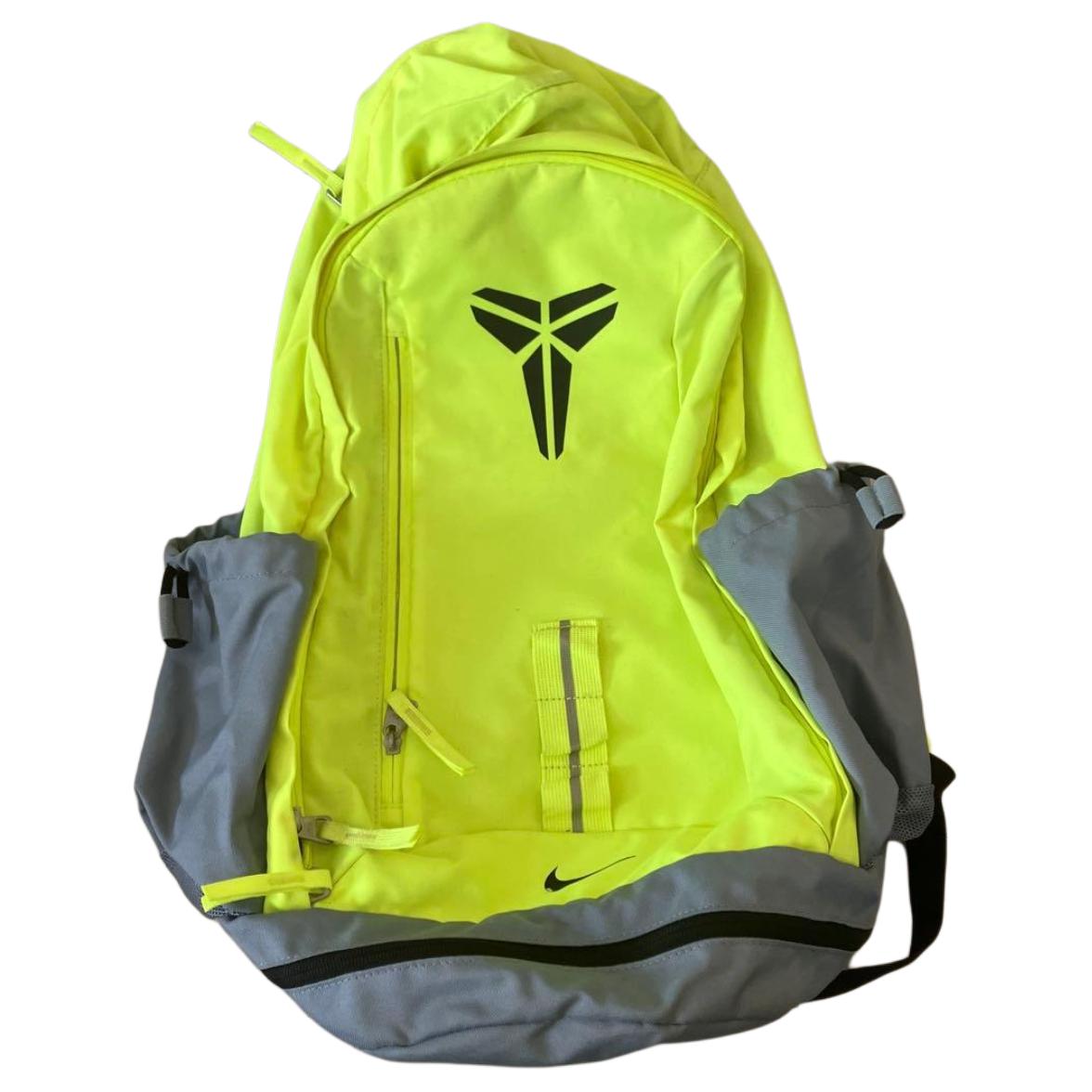 Nike Kobe 29L Lightweight Large Capacity Polyester Backpack Unisex Backpack Fluorescent-Green BA4620-707 Neon Green
Nike Kobe 29L Lightweight Large Capacity Polyester Backpack Unisex Backpack Fluorescent-Green BA4620-707 Neon Green