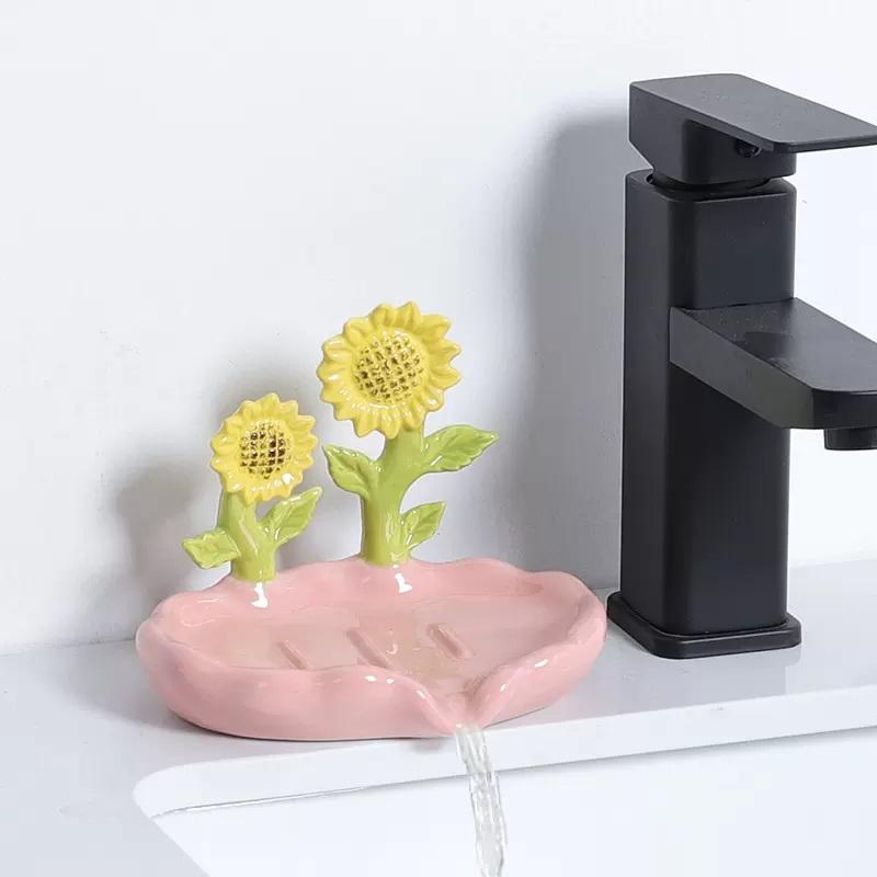 Керамическая коробка для мыла, высококачественная модная коробка для сливного мыла, бытовая мыльница для ванной комнаты, бытовое мыло для туалета, кронштейн для мыла pink
Керамическая коробка для мыла, высококачественная модная коробка для сливного мыла, бытовая мыльница для ванной комнаты, бытовое мыло для туалета, кронштейн для мыла pink