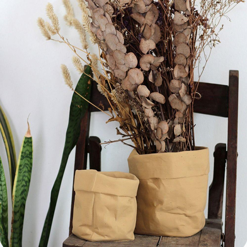 Cement Flowerpot Imitation Paper Bag Hydroponic Flower Holder Creative Vase Ornament Desktop S хакі
Cement Flowerpot Imitation Paper Bag Hydroponic Flower Holder Creative Vase Ornament Desktop S хакі