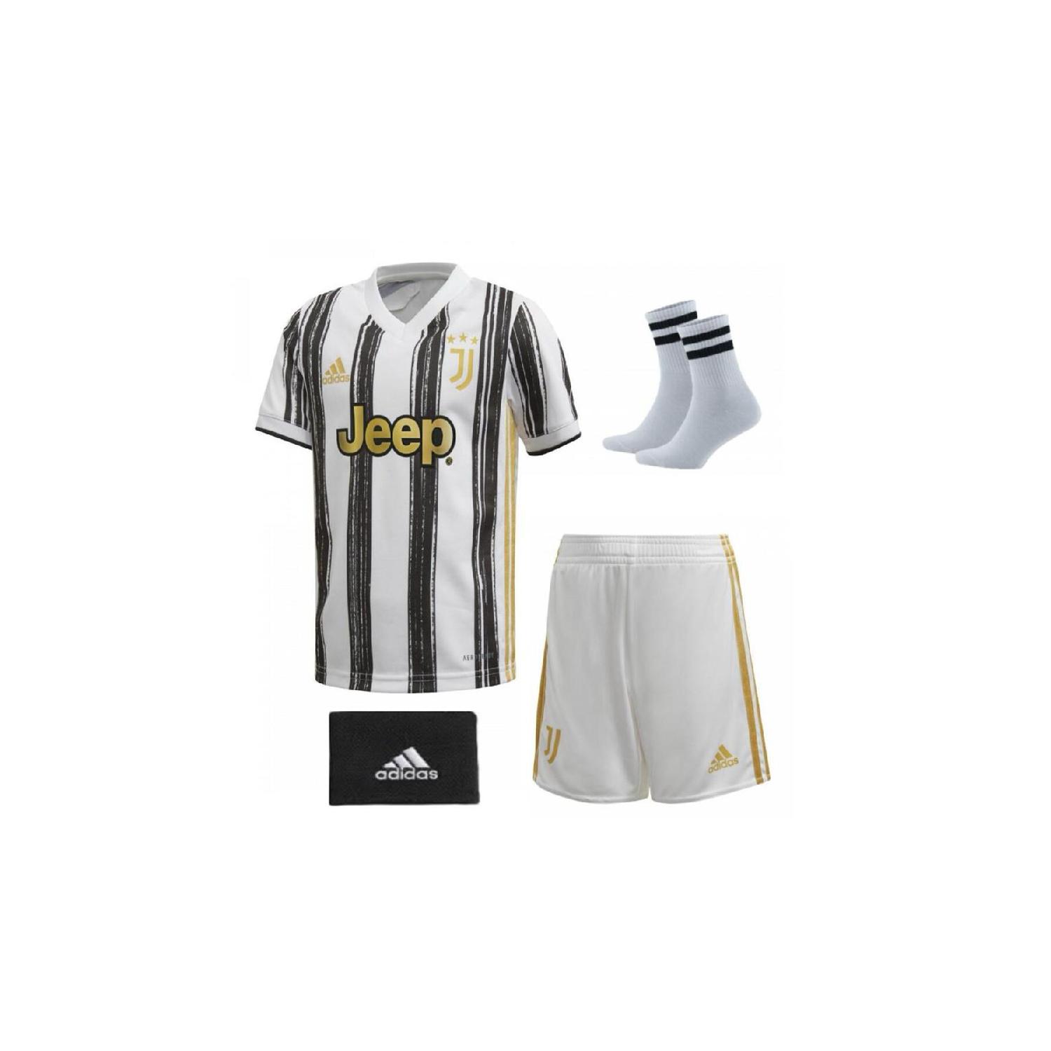 Белый детский футбольный комплект Juventus Ronaldo 21/22 сезона из 4 футболок специального дизайна 3-5 Yaş белый
Белый детский футбольный комплект Juventus Ronaldo 21/22 сезона из 4 футболок специального дизайна 3-5 Yaş белый