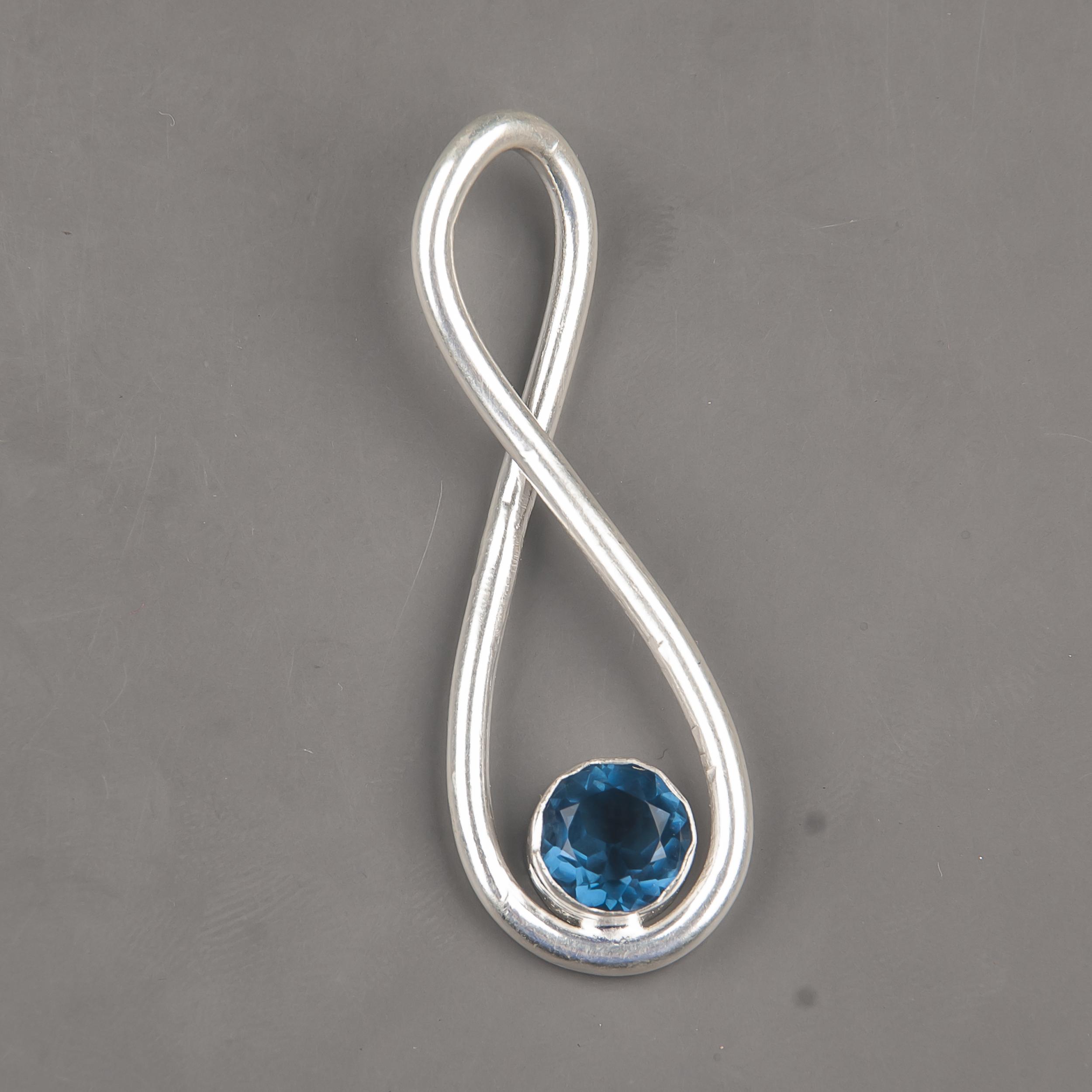Sky Blue Topaz Gemstone Jewelry, 925 Solid Sterling Silver Pendant, Handmade Bohemian Pendant For Wedding Gift 1.66 Inches
Sky Blue Topaz Gemstone Jewelry, 925 Solid Sterling Silver Pendant, Handmade Bohemian Pendant For Wedding Gift 1.66 Inches