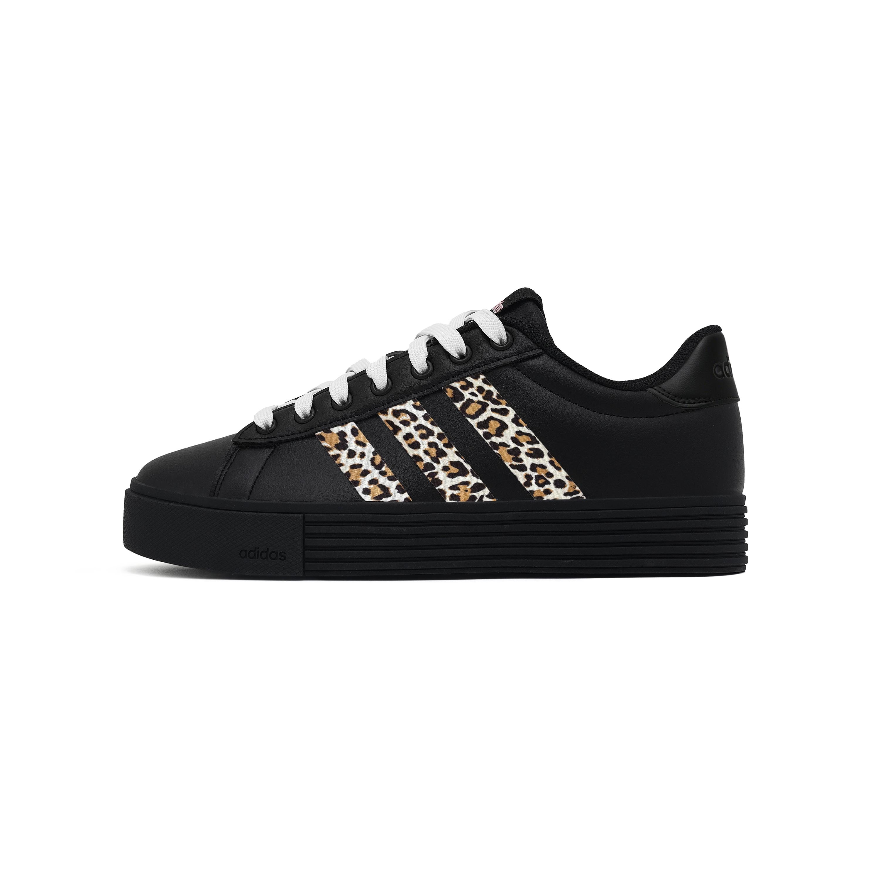 Adidas Daily Shell Head Leather Lightweight Low top Skateboard Shoes Unisex Leopard Print 4.0 KH8004(Team2163-) 36
Adidas Daily Shell Head Leather Lightweight Low top Skateboard Shoes Unisex Leopard Print 4.0 KH8004(Team2163-) 36