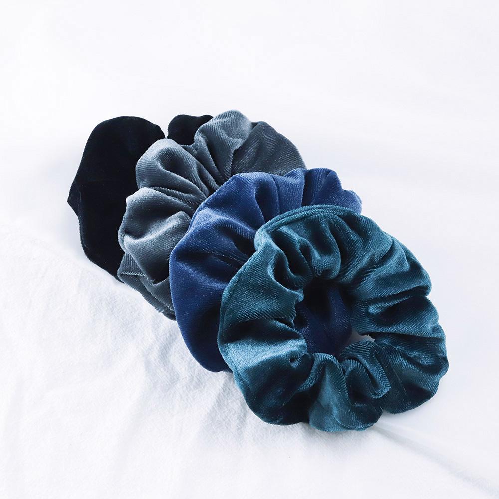 4PCS/Set Korea Velvet Scrunchie Rubber Elastic Hair Bands Solid Women Girls Headband Ponytail Holder Ties Rope Hair Accessories
4PCS/Set Korea Velvet Scrunchie Rubber Elastic Hair Bands Solid Women Girls Headband Ponytail Holder Ties Rope Hair Accessories