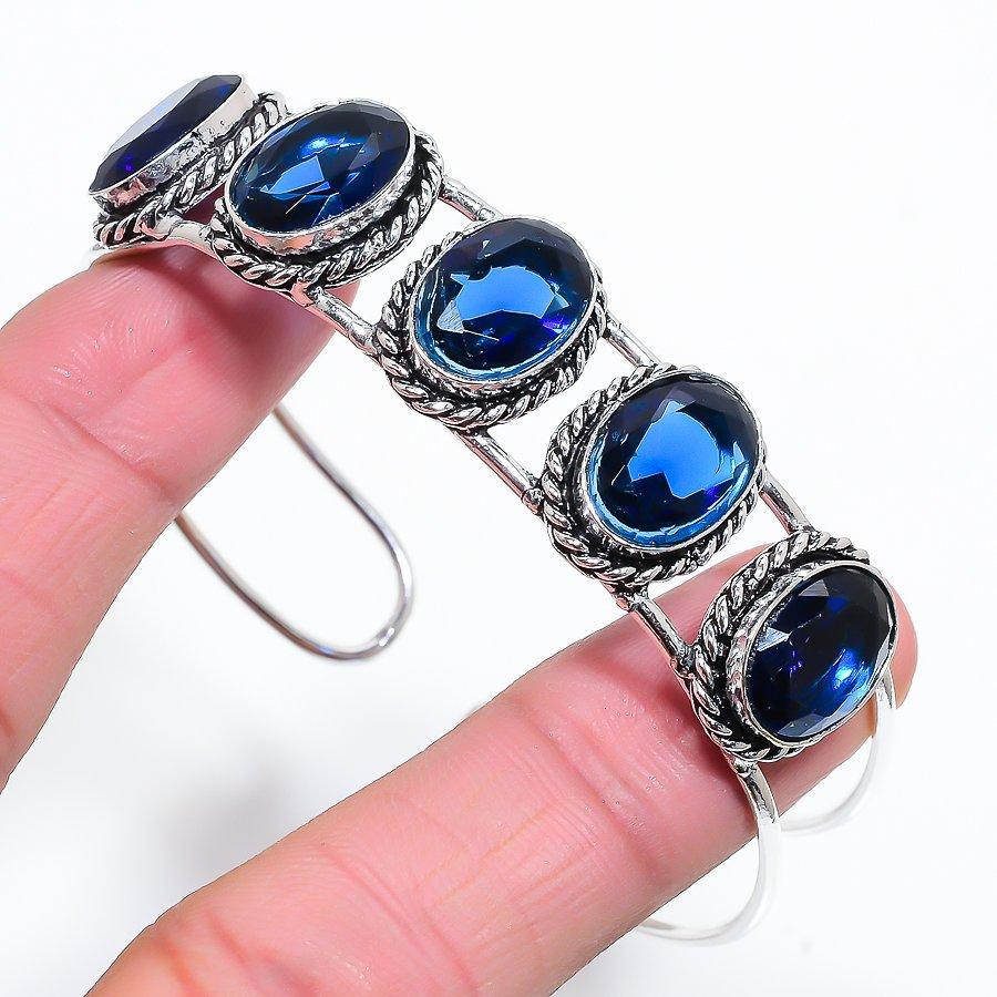Этнический браслет-манжета ручной работы с драгоценным камнем London Blue Topaz, регулируемый SR-10683
Этнический браслет-манжета ручной работы с драгоценным камнем London Blue Topaz, регулируемый SR-10683