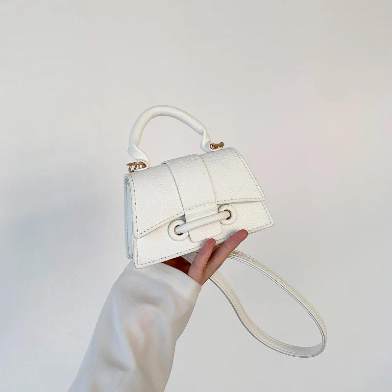 Women s Versatile Solid Simple Handbag 2025 Korean Style Single-Shoulder Crossbody Small Square Bag for Casual Ins Style бежевый
Women s Versatile Solid Simple Handbag 2025 Korean Style Single-Shoulder Crossbody Small Square Bag for Casual Ins Style бежевый