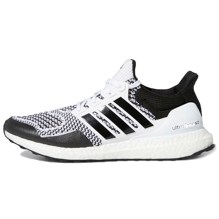 Кроссовки унисекс adidas UltraBoost 1.0 DNA Cookies And Cream White Cloud-White Core-Black H68156
Кроссовки унисекс adidas UltraBoost 1.0 DNA Cookies And Cream White Cloud-White Core-Black H68156