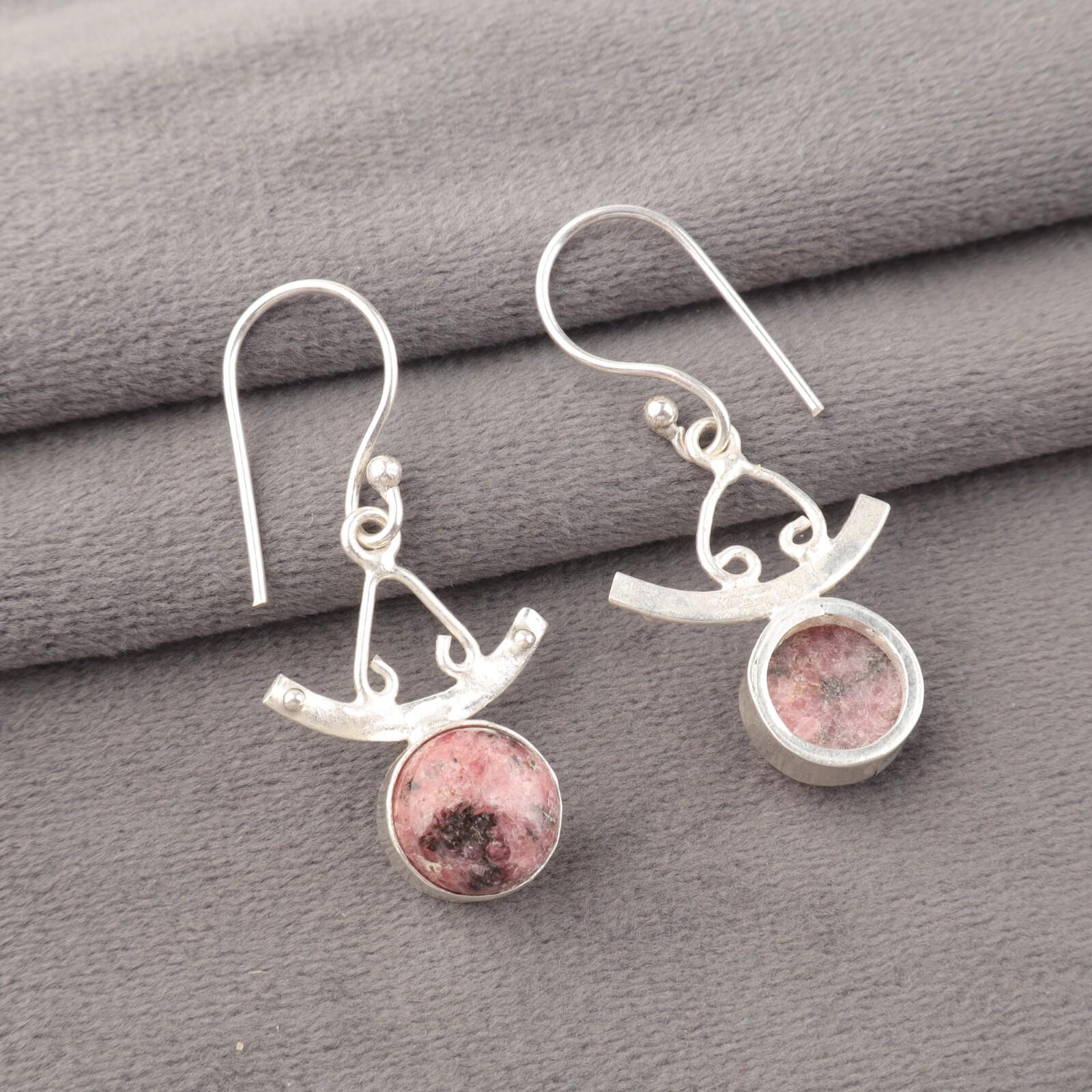 Black Rhodonite Gemstone 925 Sterling Silver Handcrafted Jewelry Earrings 1.63 EE-152-30
Black Rhodonite Gemstone 925 Sterling Silver Handcrafted Jewelry Earrings 1.63 EE-152-30