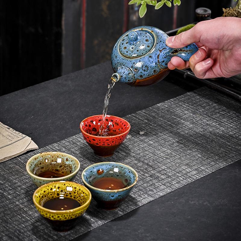 Yaobian Side Handle 1 Pot Four Color Cup Kung Fu Tea Set
Yaobian Side Handle 1 Pot Four Color Cup Kung Fu Tea Set
