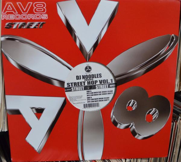 12inch Record DJ NOODLES - Street Hop Vol.1 AV422 AV8 Records 2004 US Rap & Hip-Hop/R&B Used
12inch Record DJ NOODLES - Street Hop Vol.1 AV422 AV8 Records 2004 US Rap & Hip-Hop/R&B Used