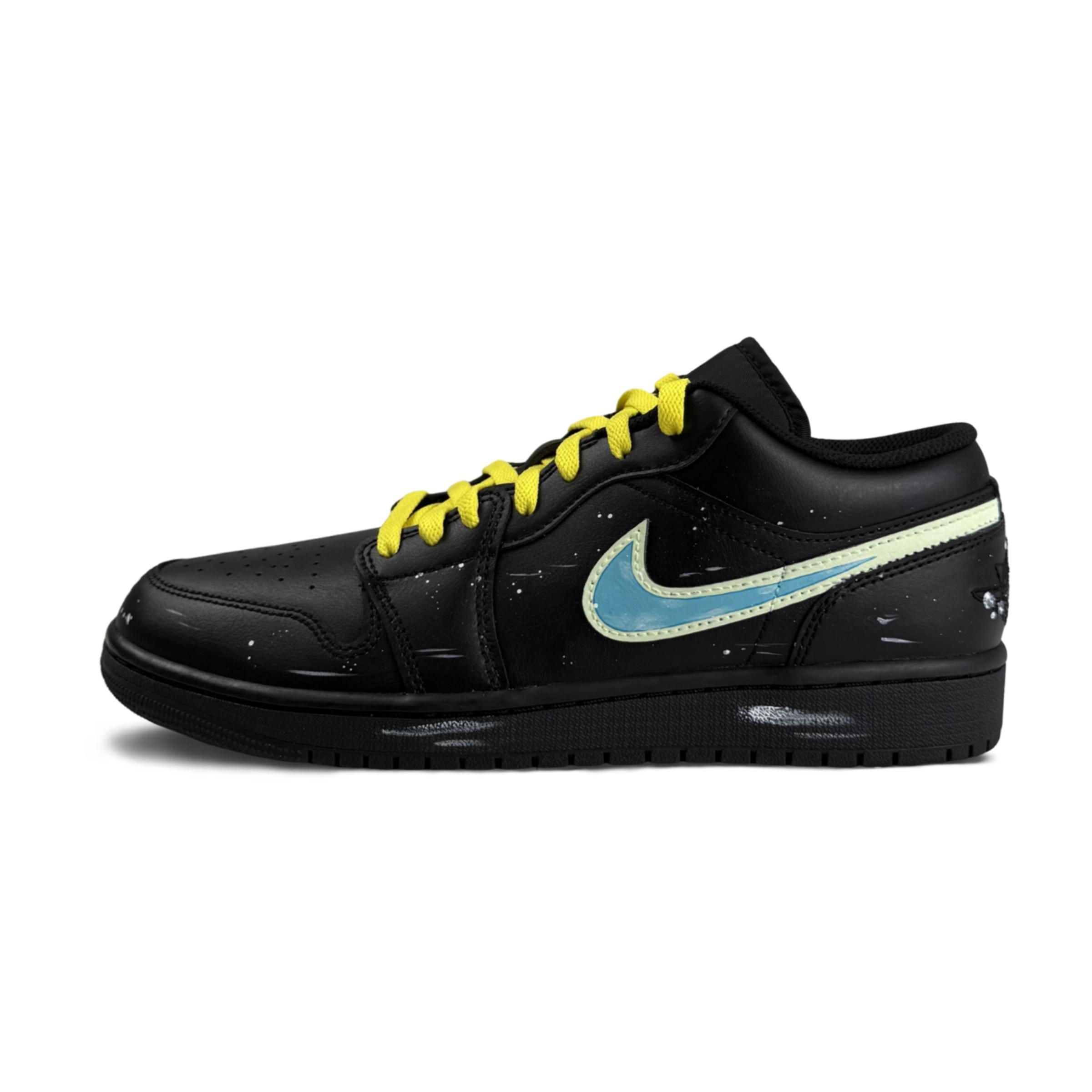 Jordan Air Jordan 1 LOW Graffiti KING Abrasion Resistant Low top Vintage Basketball Shoes Men s Black Green 553558-093(Team1872-KING) 44.5
Jordan Air Jordan 1 LOW Graffiti KING Abrasion Resistant Low top Vintage Basketball Shoes Men s Black Green 553558-093(Team1872-KING) 44.5