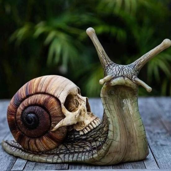 Skull Snail Garden Statue Halloween Skull Snail Sculpture Resin Gothic Snail Skeleton Decoration for Patio Lawn Home Office Desk Decor фіолетовий
Skull Snail Garden Statue Halloween Skull Snail Sculpture Resin Gothic Snail Skeleton Decoration for Patio Lawn Home Office Desk Decor фіолетовий