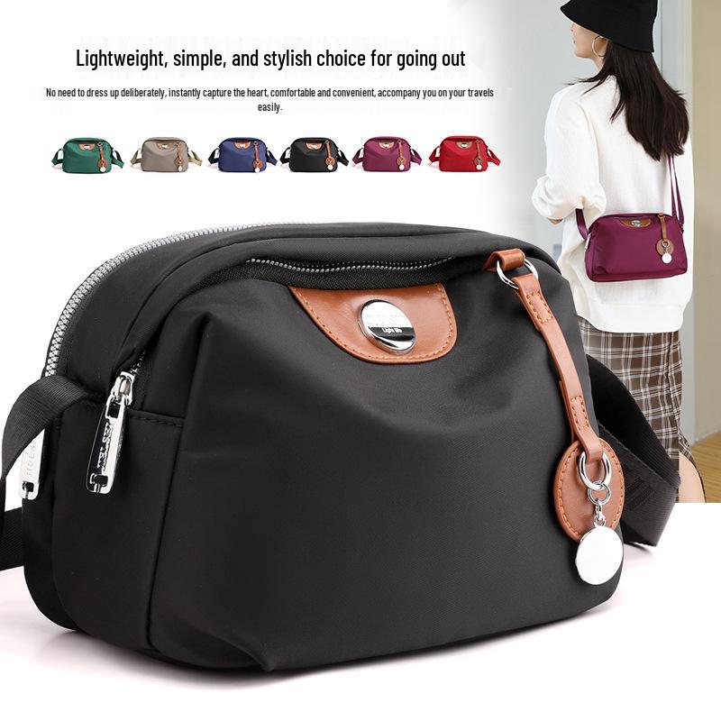 Women s 2025 Oxford Cloth Lightweight Crossbody Bag – Trendy, Versatile, Solid Color Shoulder Bag 22*10*15 cm
Women s 2025 Oxford Cloth Lightweight Crossbody Bag – Trendy, Versatile, Solid Color Shoulder Bag 22*10*15 cm