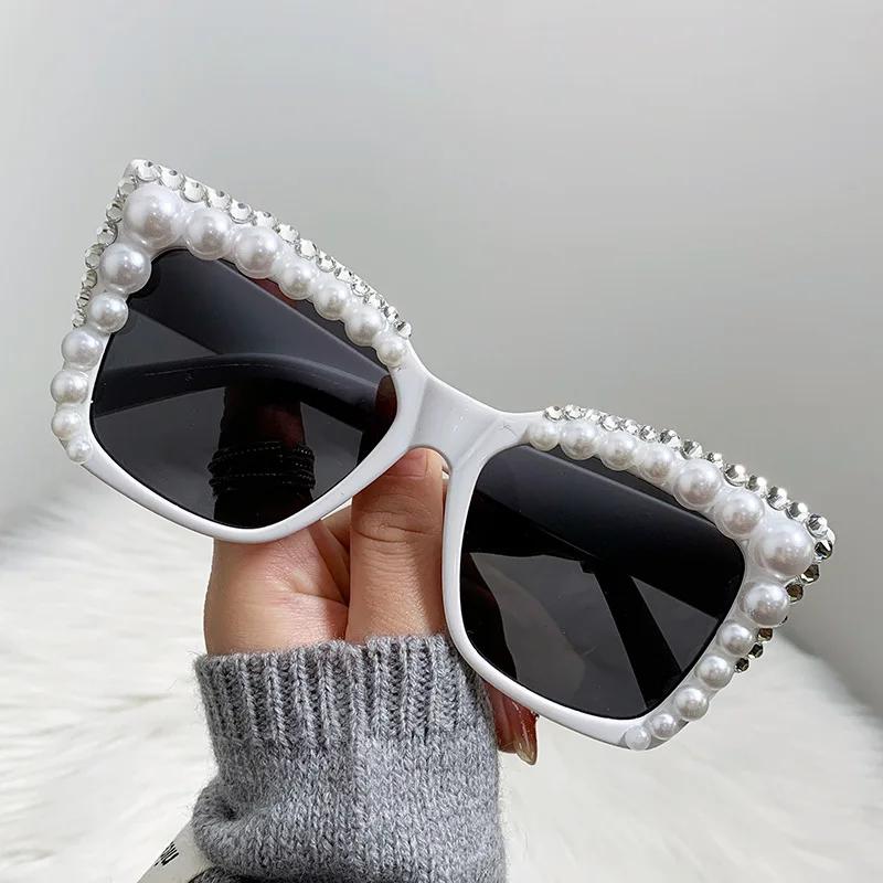 Fashion Large Frame Pearl-set Sunglasses Personality UV400 Casual Black Just Married Gift Sunglasses Lentes De Sol Mujer
Fashion Large Frame Pearl-set Sunglasses Personality UV400 Casual Black Just Married Gift Sunglasses Lentes De Sol Mujer