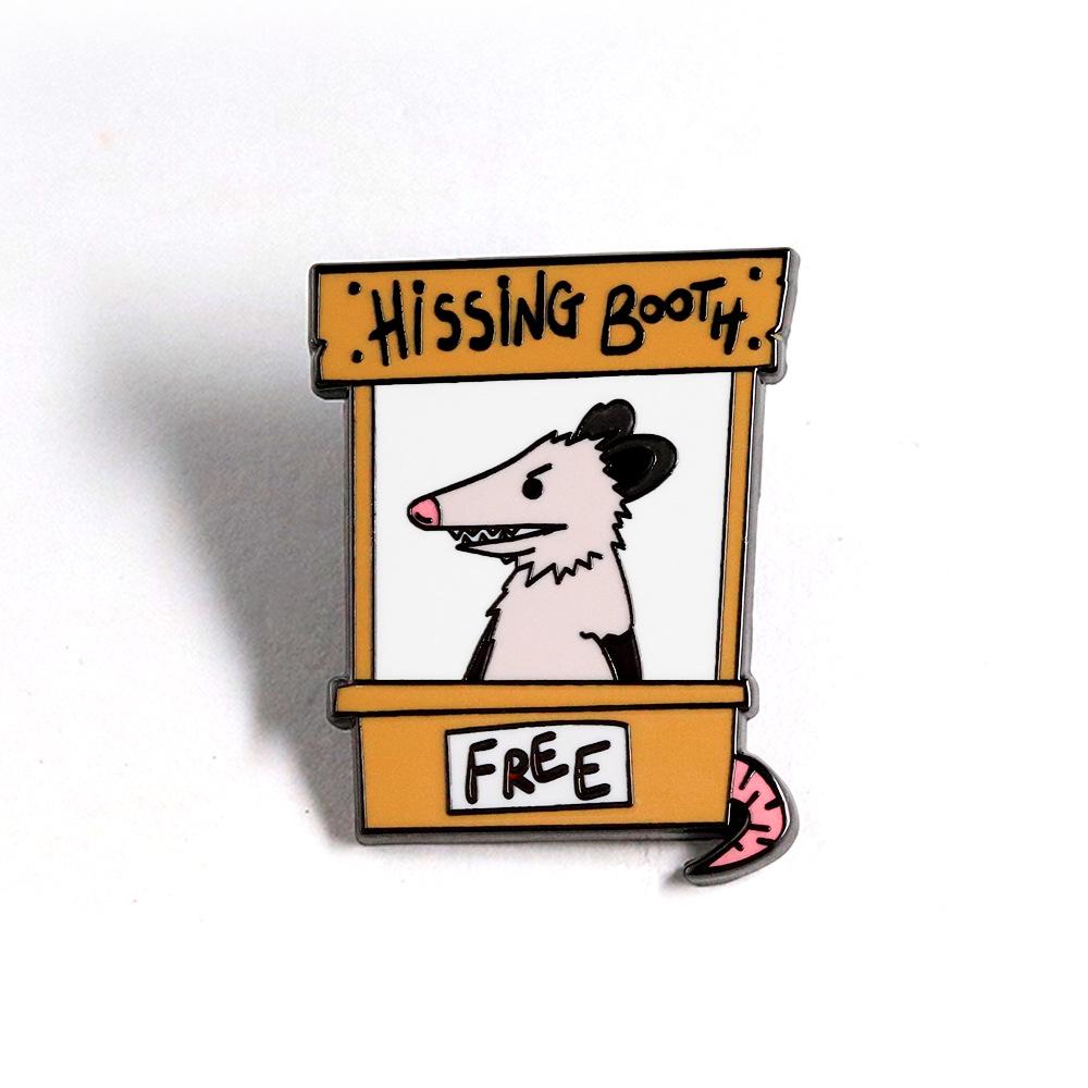 Cartoon-Style Hissing Opossum Brooch: Funny Animal Badge for Clothes and Bags
Cartoon-Style Hissing Opossum Brooch: Funny Animal Badge for Clothes and Bags