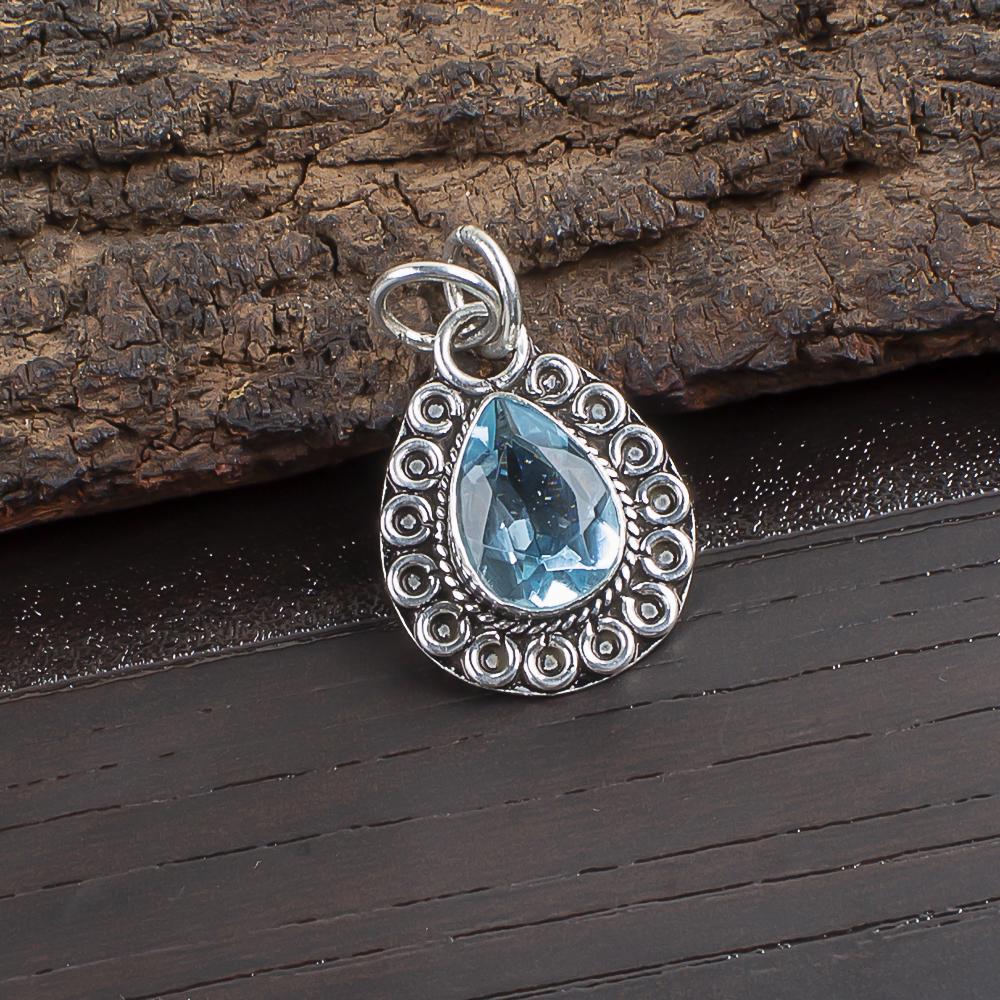 Sky Blue Topaz Gemstone Pendant, Handmade Gorgeous Jewelry, 925 Sterling Silver Jewelry, Bohemian Pendant Gift For Her 1.02 Inches
Sky Blue Topaz Gemstone Pendant, Handmade Gorgeous Jewelry, 925 Sterling Silver Jewelry, Bohemian Pendant Gift For Her 1.02 Inches