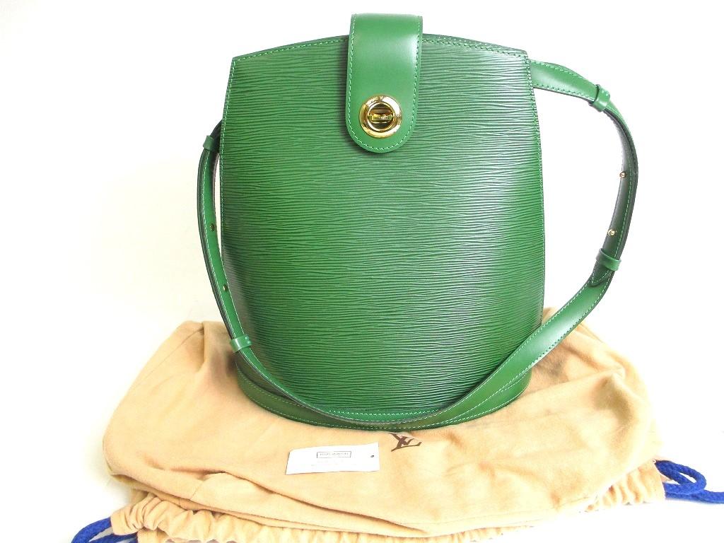 Автентична шкіряна сумка на плече LOUIS VUITTON Epi Green через плече Сумка Cluny #a363 Refurbished
Автентична шкіряна сумка на плече LOUIS VUITTON Epi Green через плече Сумка Cluny #a363 Refurbished