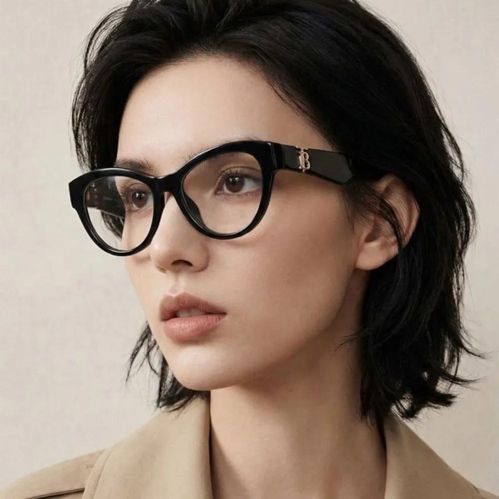 Burberry Eyeglass Frames BE2404F 3001 Round Black Horn-rimmed Logo Embellished Luxury Fashion
Burberry Eyeglass Frames BE2404F 3001 Round Black Horn-rimmed Logo Embellished Luxury Fashion
