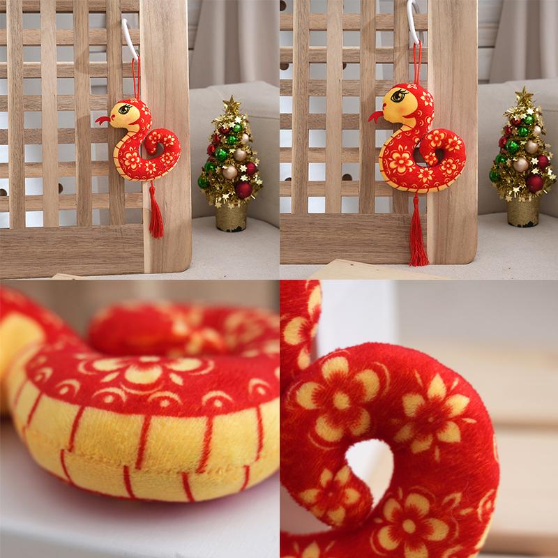 Chinese Traditional New Year Decorations Cute Zodiac Snake Pendant Cartoon Stuffed Doll Lucky Mascot Pendant Children Gifts A2
Chinese Traditional New Year Decorations Cute Zodiac Snake Pendant Cartoon Stuffed Doll Lucky Mascot Pendant Children Gifts A2