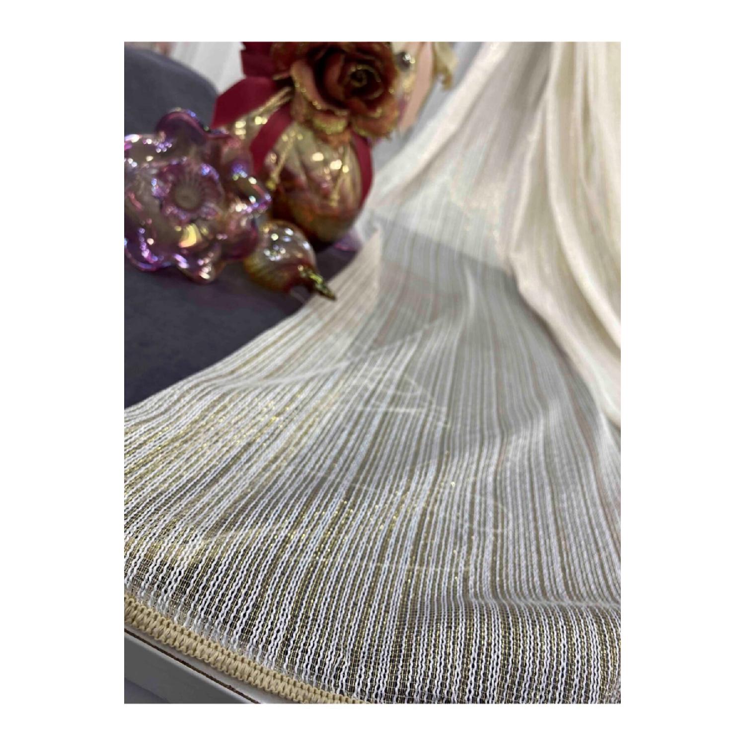 Занавес из тюля Rüyeper New Pattern Grade Gold Yellow Striped 1/3 с частым ворсом 100 x 250 чёрный
Занавес из тюля Rüyeper New Pattern Grade Gold Yellow Striped 1/3 с частым ворсом 100 x 250 чёрный