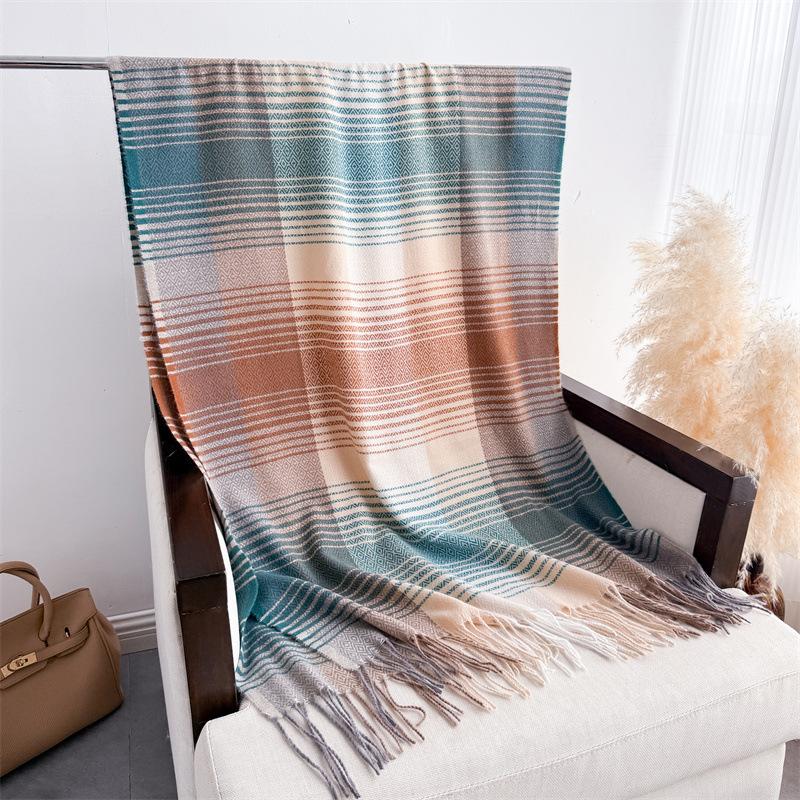 Простой клетчатый длинный осенне-зимний теплый шарф женская шаль универсальный пригородный шарф с бахромой из искусственного кашемира 208CmX69cm (with tassel)
Простой клетчатый длинный осенне-зимний теплый шарф женская шаль универсальный пригородный шарф с бахромой из искусственного кашемира 208CmX69cm (with tassel)