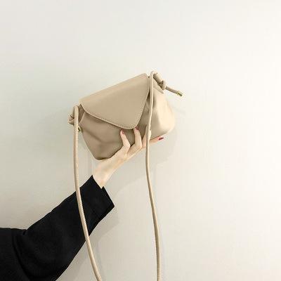 Retro Small Bag, Female Trend, Niche, Versatile, Single Shoulder Crossbody Bag, Soft Leather Pleated Small Bag хакі
Retro Small Bag, Female Trend, Niche, Versatile, Single Shoulder Crossbody Bag, Soft Leather Pleated Small Bag хакі