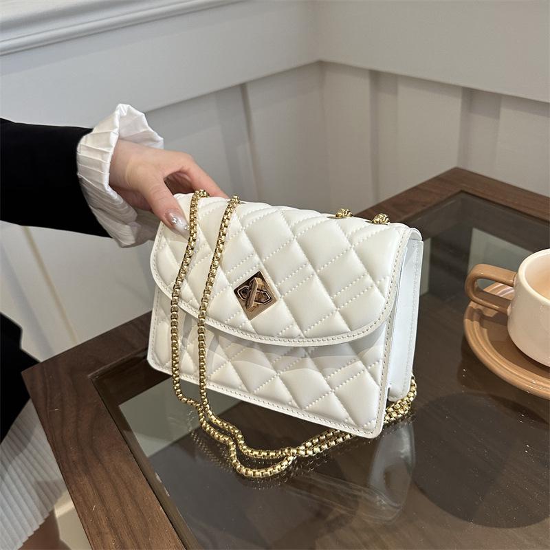 Luxury Women s Chain Crossbody Bag - Summer 2024 Fashion, Versatile Shoulder Bag чёрный
Luxury Women s Chain Crossbody Bag - Summer 2024 Fashion, Versatile Shoulder Bag чёрный