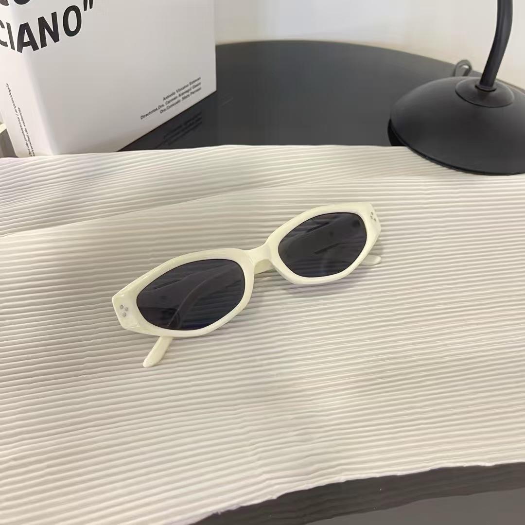 Polygon Shape Women Sunglasses High Quality UV400 Protection Sun Glasses Women Driving Travelling Men Sun Glass
Polygon Shape Women Sunglasses High Quality UV400 Protection Sun Glasses Women Driving Travelling Men Sun Glass
